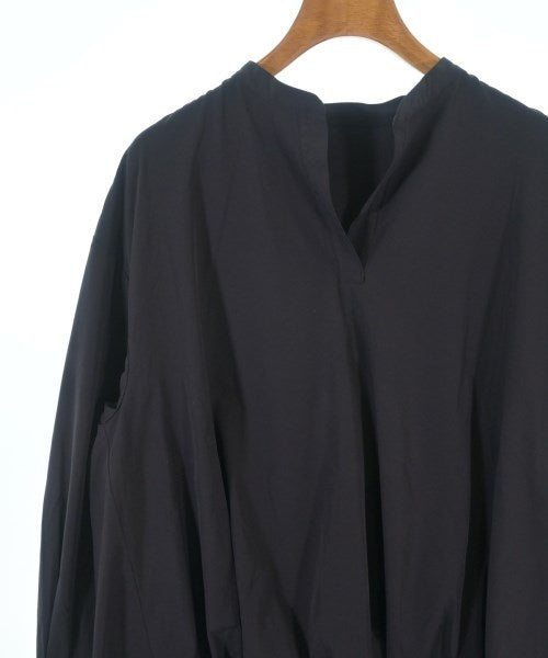 UNTITLED เสื้อสตรี