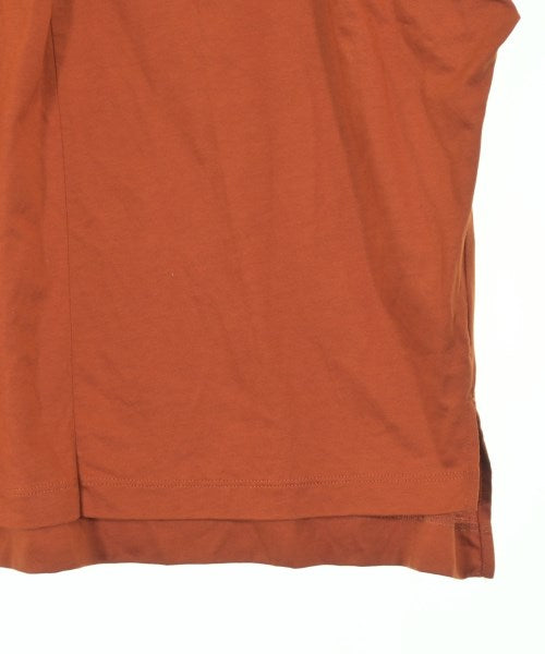 UNTITLED เสื้อยืด/เสื้อท็อปส์