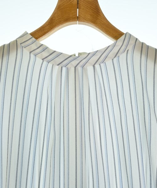 UNTITLED เสื้อสตรี