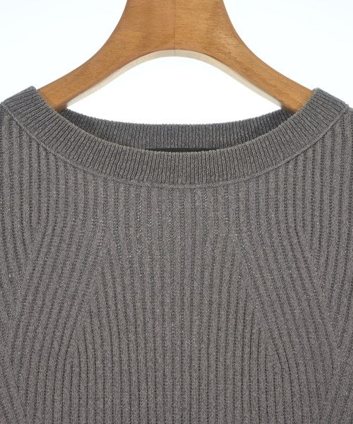 UNTITLED เสื้อกันหนาว