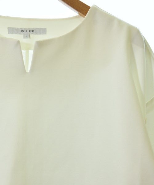 UNTITLED เสื้อยืด/เสื้อท็อปส์