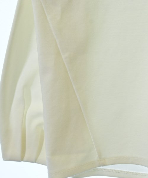 UNTITLED เสื้อยืด/เสื้อท็อปส์