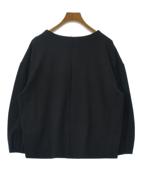 UNTITLED เสื้อยืด/เสื้อท็อปส์