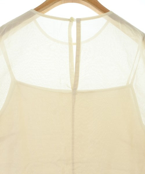 UNTITLED เสื้อสตรี