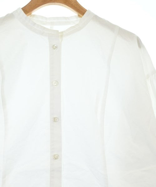 UNTITLED เสื้อลำลอง
