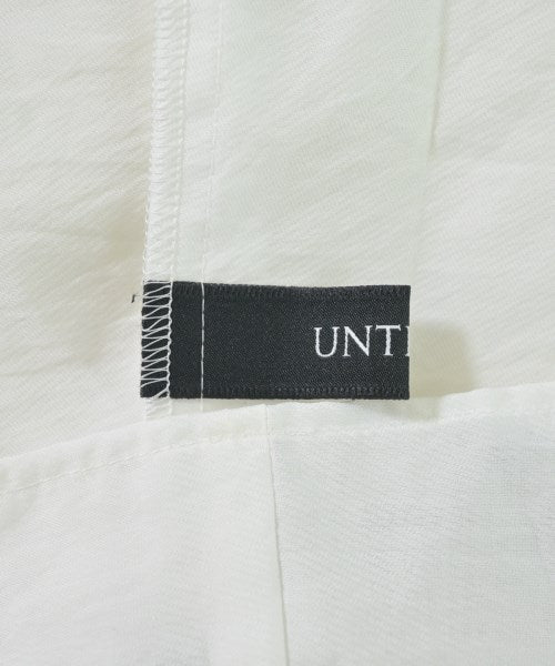 UNTITLED เสื้อสตรี