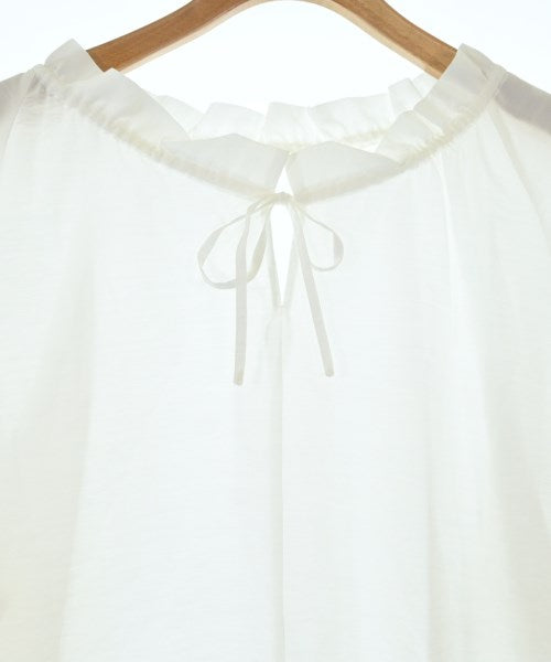 UNTITLED เสื้อสตรี