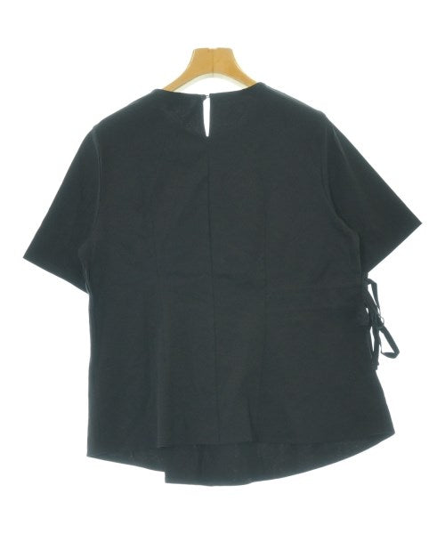 UNTITLED เสื้อยืด/เสื้อท็อปส์
