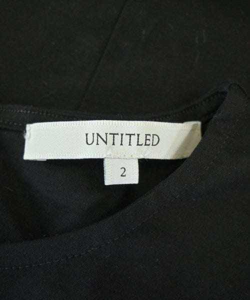 UNTITLED เสื้อยืด/เสื้อท็อปส์