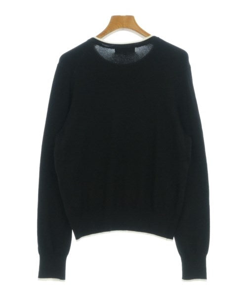 UNTITLED เสื้อกันหนาว