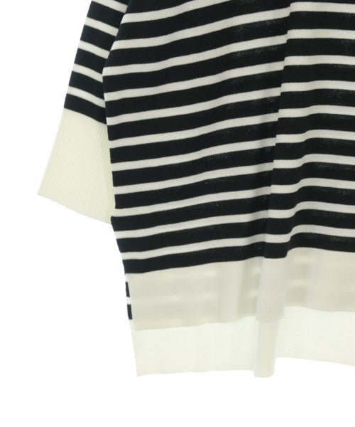 UNTITLED เสื้อกันหนาว
