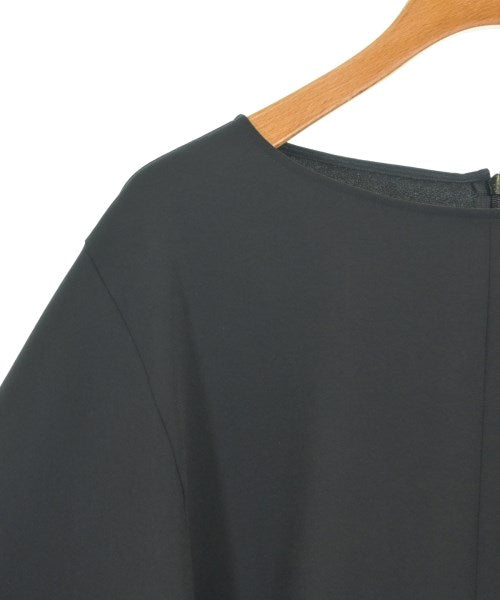 UNTITLED เสื้อสตรี