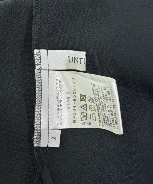 UNTITLED เสื้อสตรี