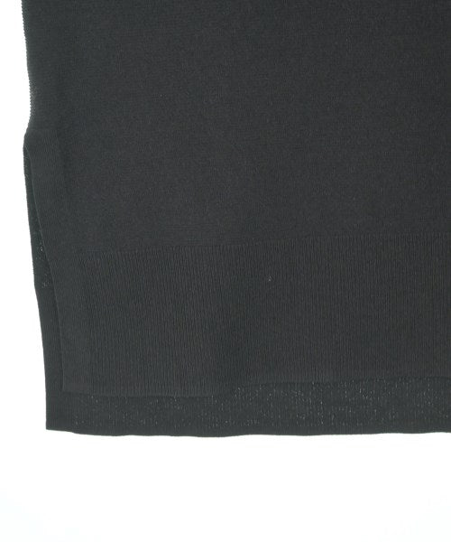 UNTITLED เสื้อกันหนาว