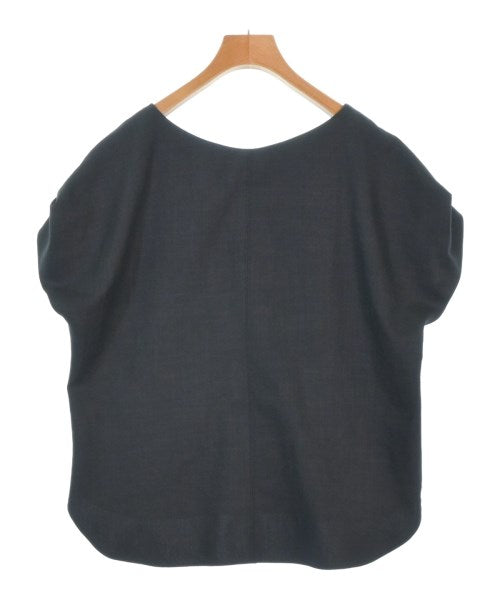 UNTITLED เสื้อสตรี