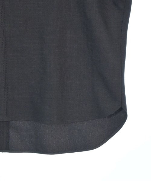 UNTITLED เสื้อสตรี