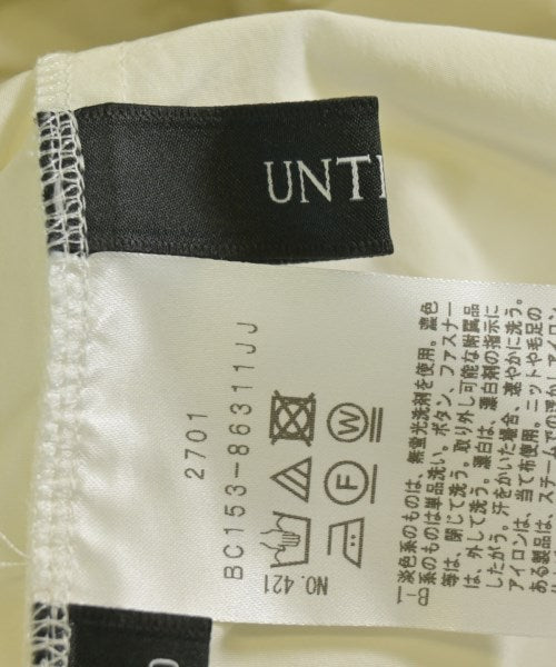 UNTITLED เสื้อสตรี