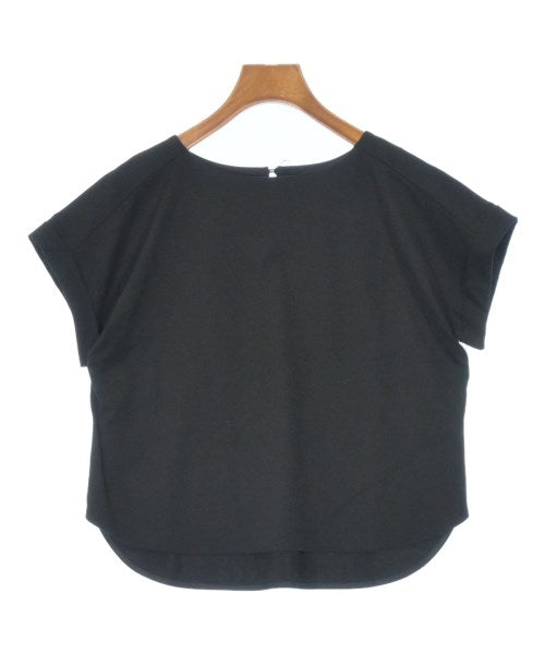 UNTITLED เสื้อยืด/เสื้อท็อปส์