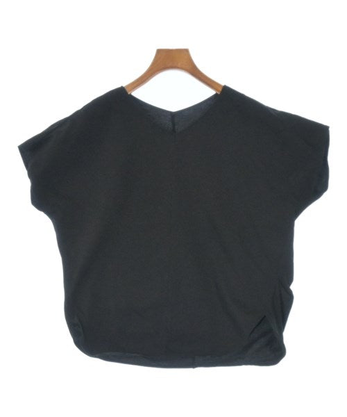 UNTITLED เสื้อยืด/เสื้อท็อปส์