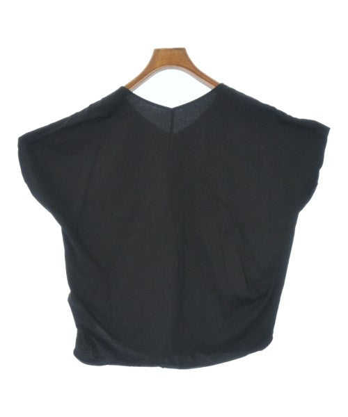 UNTITLED เสื้อยืด/เสื้อท็อปส์