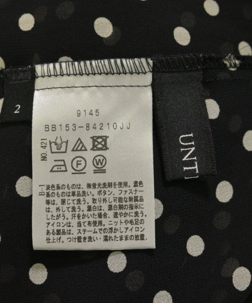 UNTITLED เสื้อสตรี