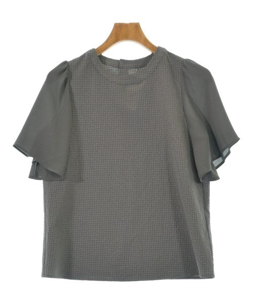 UNTITLED เสื้อสตรี