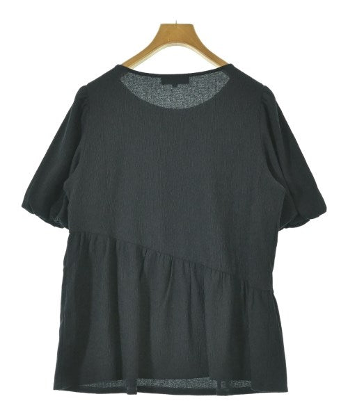 UNTITLED เสื้อสตรี