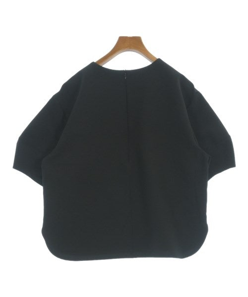 UNTITLED เสื้อสตรี