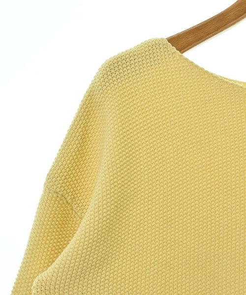 UNTITLED เสื้อกันหนาว