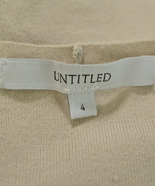 UNTITLED เสื้อแขนกุด