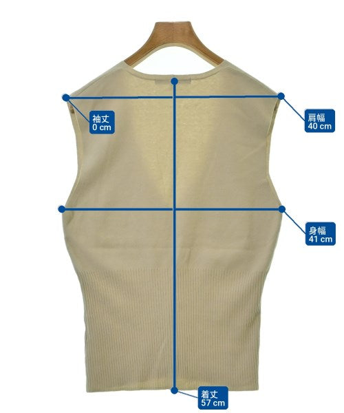 UNTITLED เสื้อแขนกุด