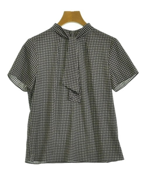 UNTITLED เสื้อสตรี