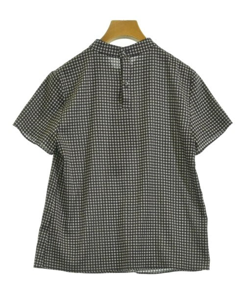 UNTITLED เสื้อสตรี