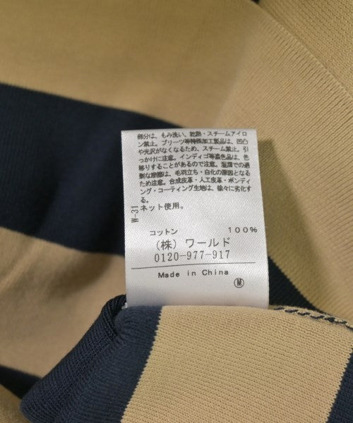 UNTITLED เสื้อยืด/เสื้อท็อปส์