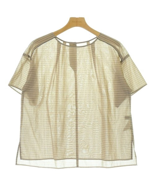 UNTITLED เสื้อลำลอง