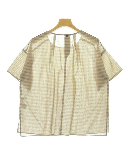 UNTITLED เสื้อลำลอง