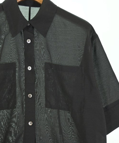 UNTITLED เสื้อลำลอง