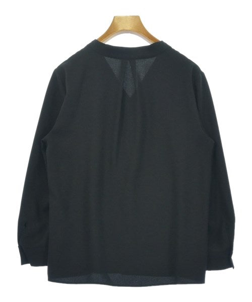 UNTITLED เสื้อสตรี