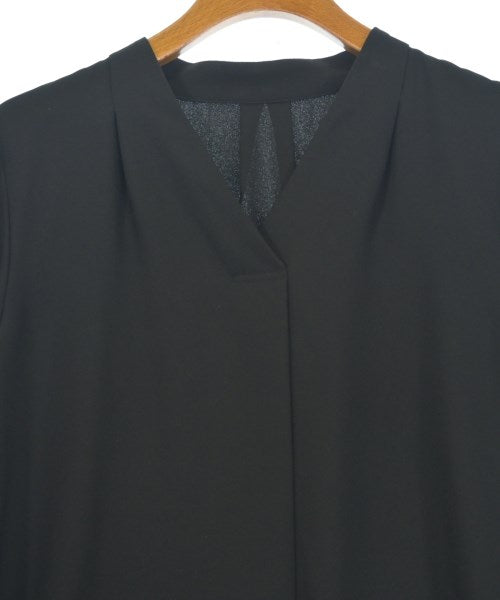 UNTITLED เสื้อสตรี