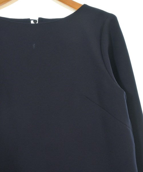 UNTITLED เสื้อสตรี