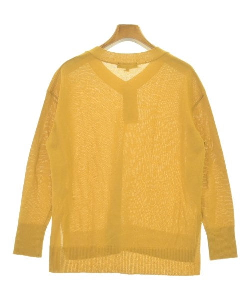 UNTITLED เสื้อกันหนาว