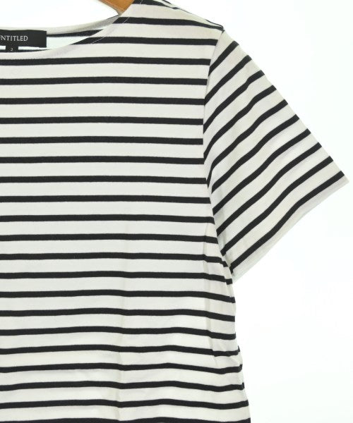 UNTITLED เสื้อยืด/เสื้อท็อปส์