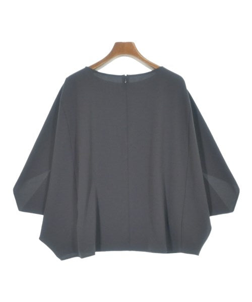 UNTITLED เสื้อสตรี