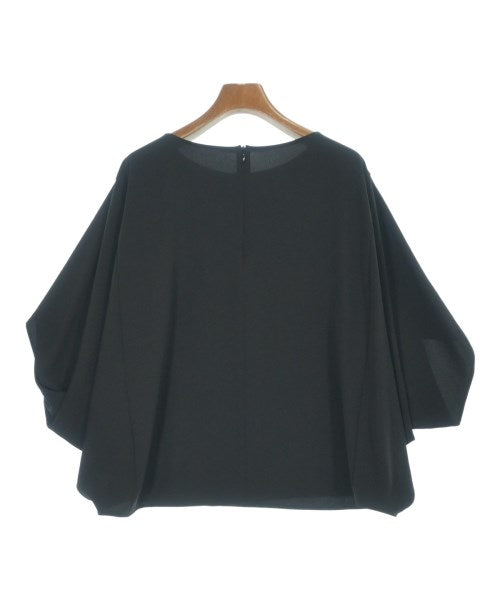 UNTITLED เสื้อสตรี
