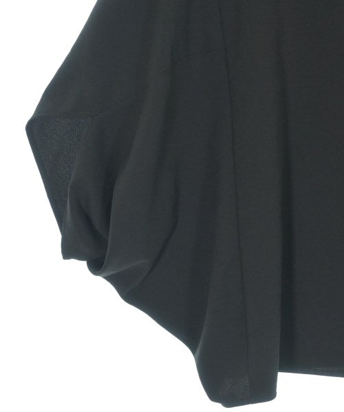 UNTITLED เสื้อสตรี