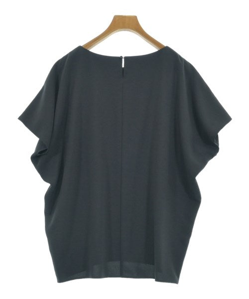 UNTITLED เสื้อสตรี