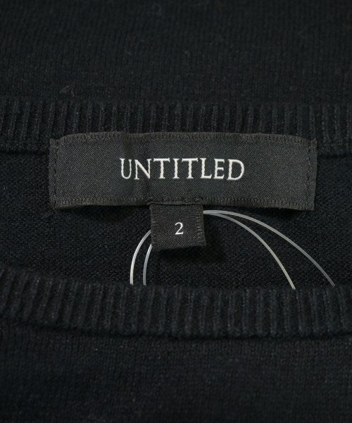 UNTITLED เสื้อแขนกุด