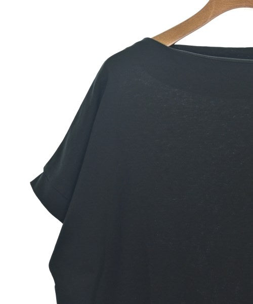 UNTITLED เสื้อยืด/เสื้อท็อปส์