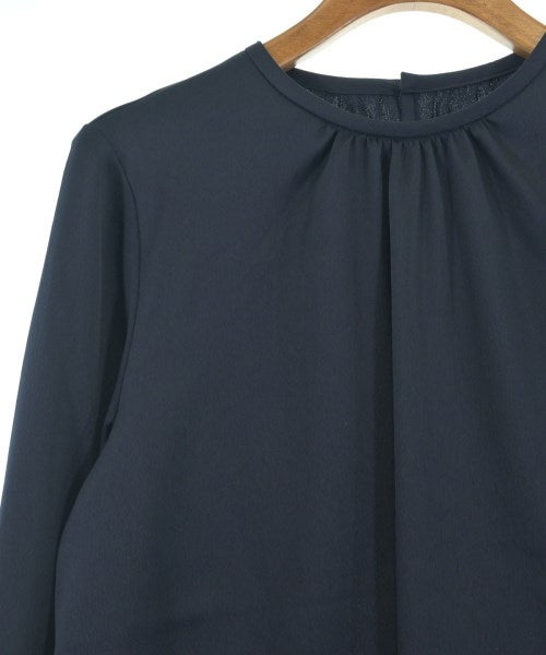 UNTITLED เสื้อลำลอง