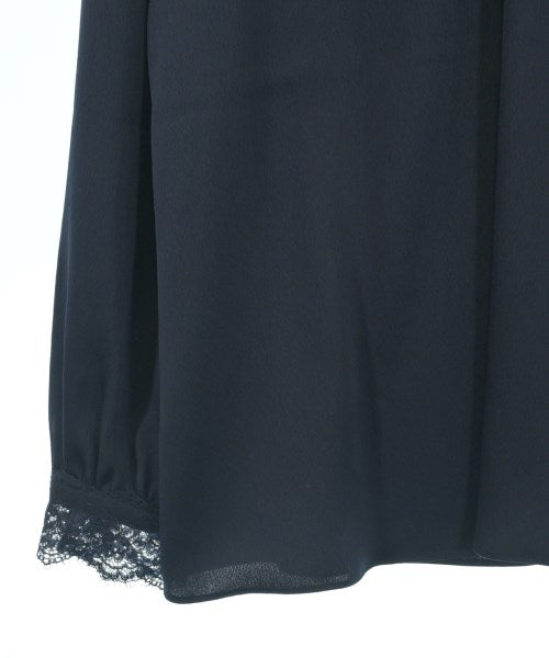UNTITLED เสื้อลำลอง